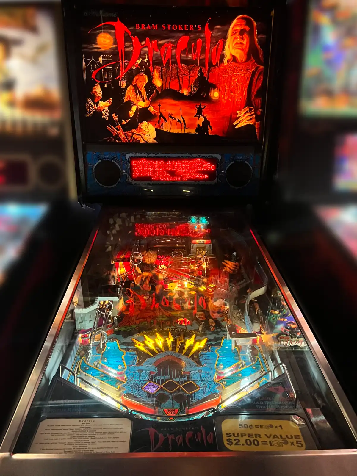 Bram Stoker's Dracula pinball machine.